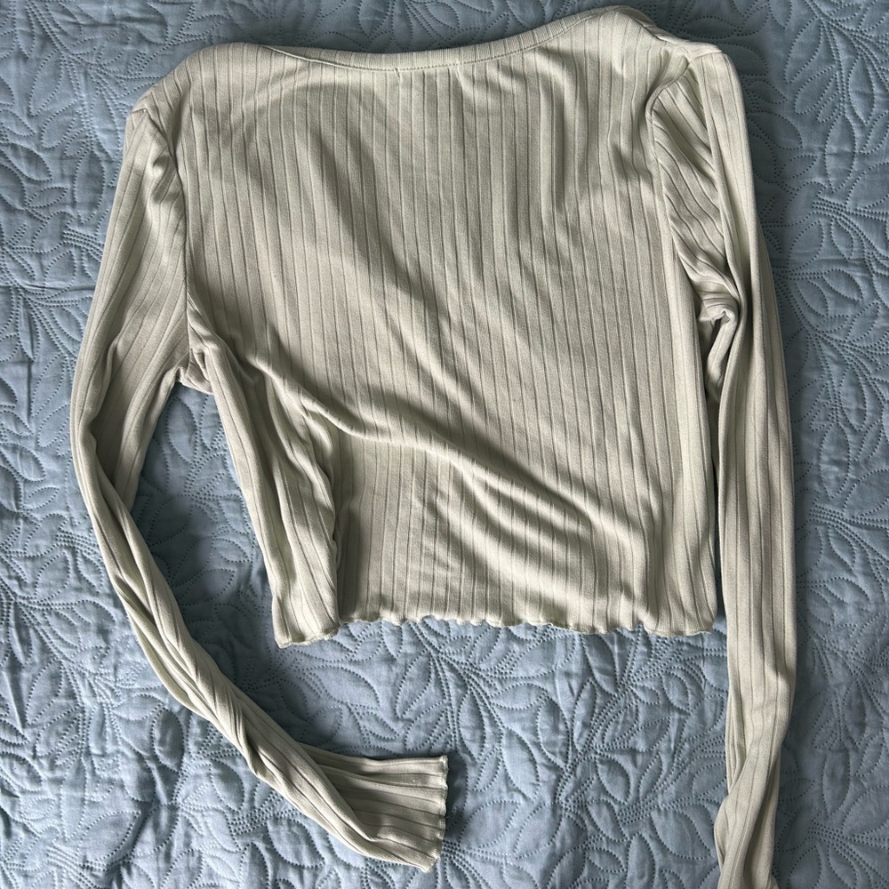 Essentials Light Green Ribbed Crop Blouse - Picture 3 of 3